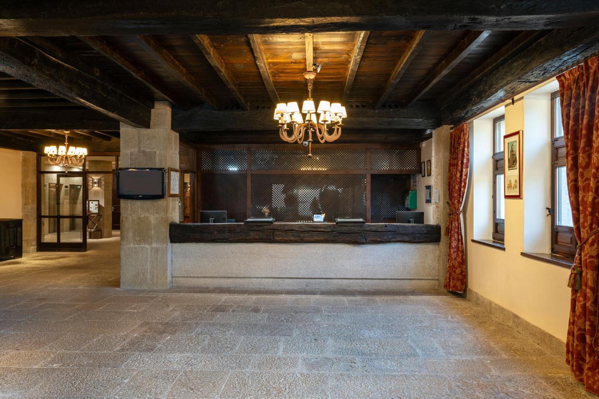 Parador De Sos del Rey Católico Eksteriør bilde