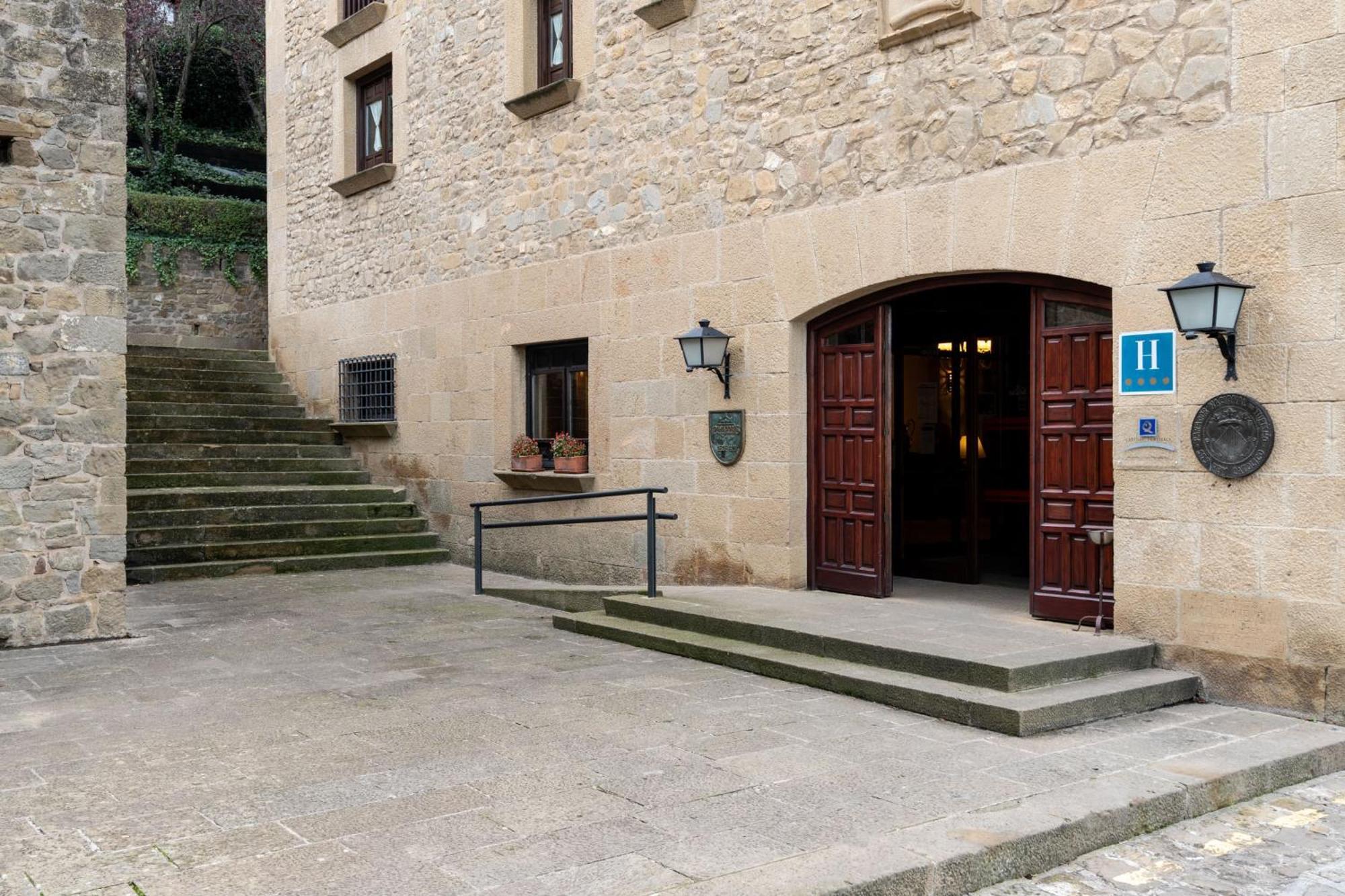 Parador De Sos del Rey Católico Eksteriør bilde