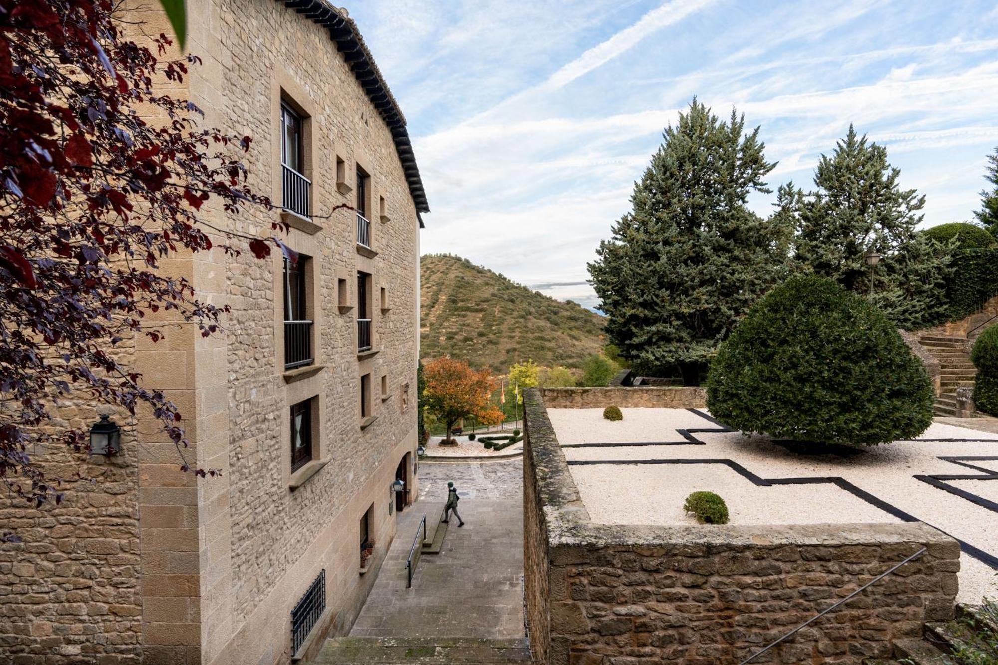 Parador De Sos del Rey Católico Eksteriør bilde